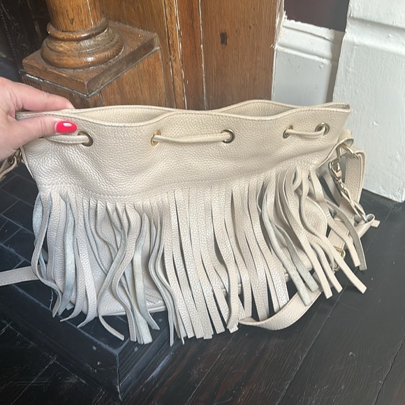 Leather bag boho crossbody & chic shoulder - Picture 8 of 10